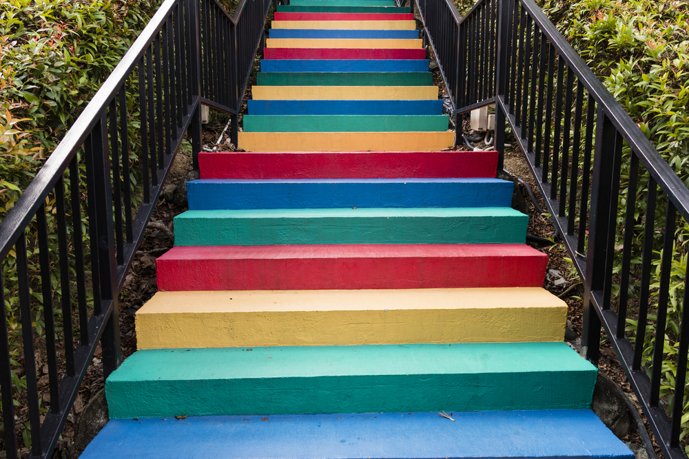 Czym pomalować schody