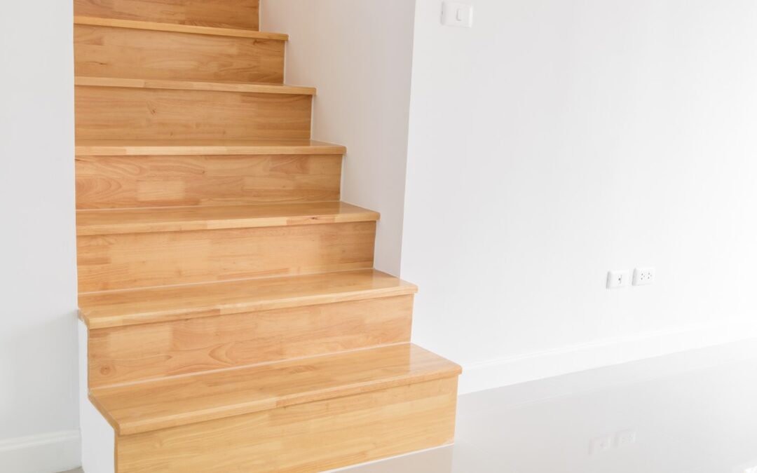 Czym kierować się przy wyborze schodów do domu?